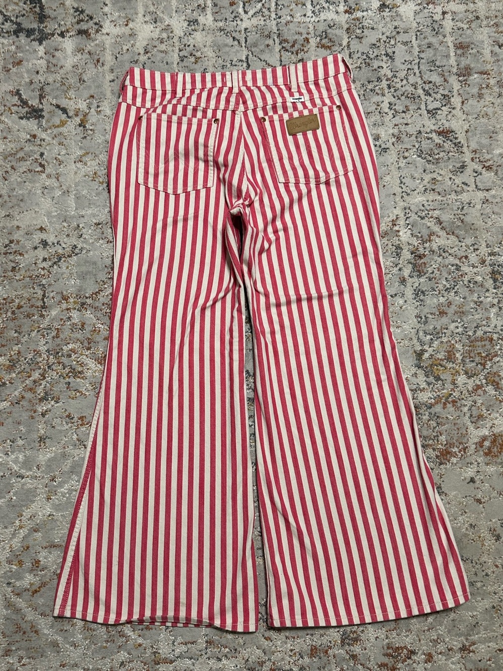 Wrangler Wanderer Pink striped Flare Jeans High Rise size 33 x 30 - Picture 12 of 14